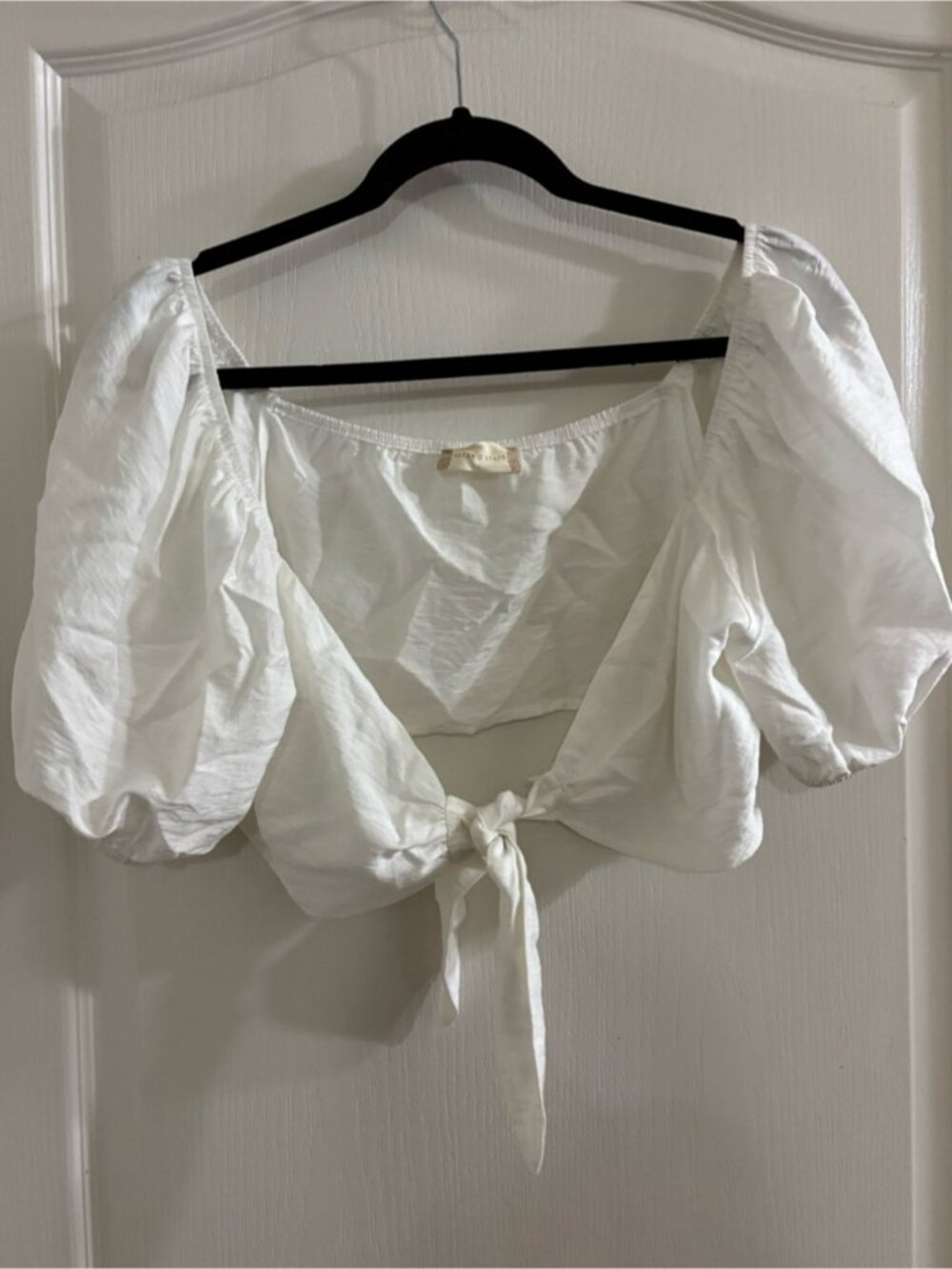 Altar'd State White Puff-Sleeve Tie-Front Crop Blouse